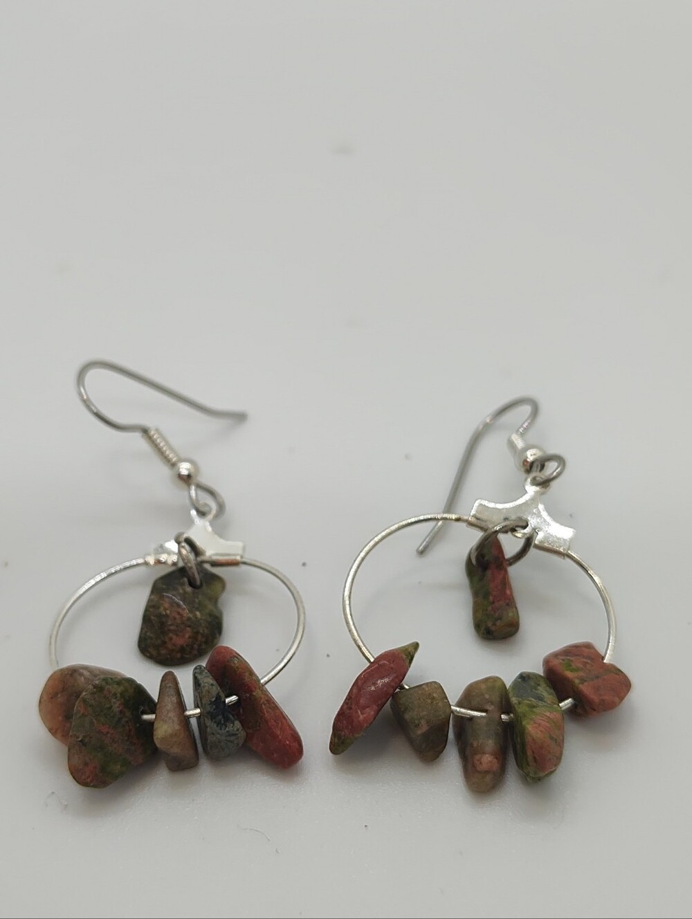 Unakite Chip Hoop Earrings - Green & Pink Stone